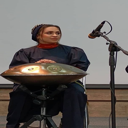 هانیه ستایشگر