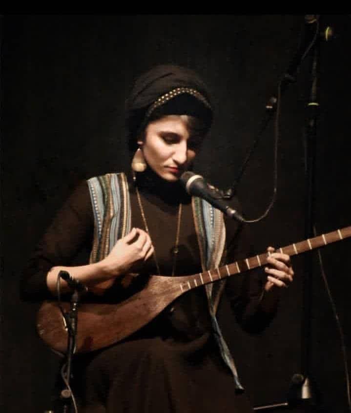 رها نظری