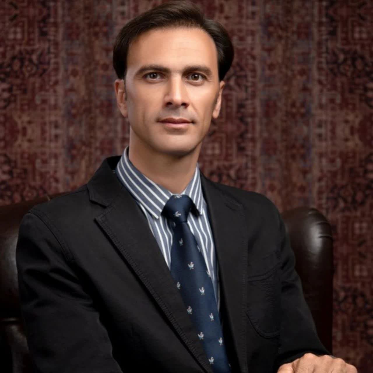 وحید حقیقی یار