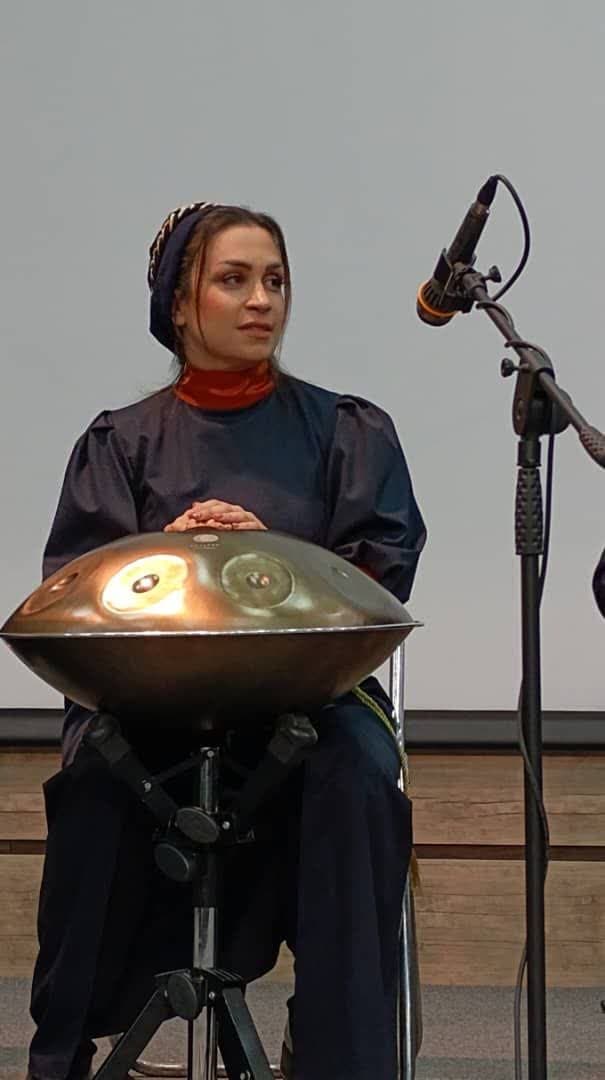 هانیه ستایشگر