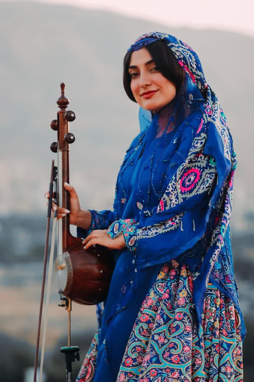 ساناز نامداری